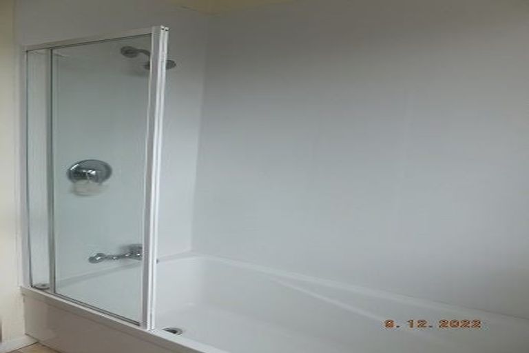 Photo of property in 1b Horoeka Street, Stokes Valley, Lower Hutt, 5019