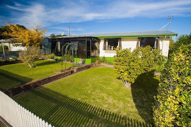 Photo of property in 115 De Lautour Road, Inner Kaiti, Gisborne, 4010