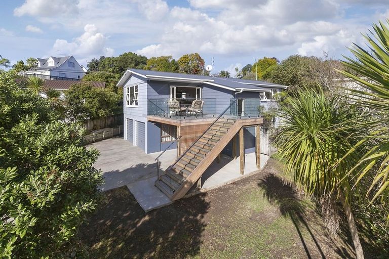 Photo of property in 30 Manuwai Road, Torbay, Auckland, 0630