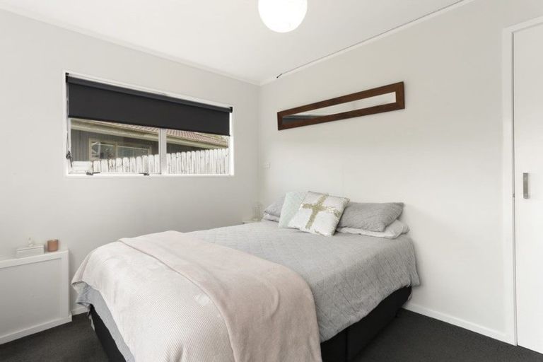 Photo of property in 9 Montclair Rise, Browns Bay, Auckland, 0630