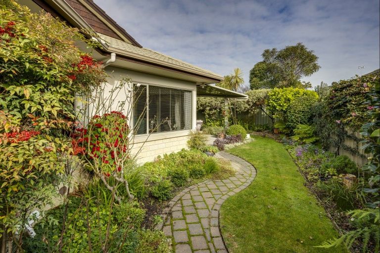Photo of property in 10 Claridge Place, Taradale, Napier, 4112