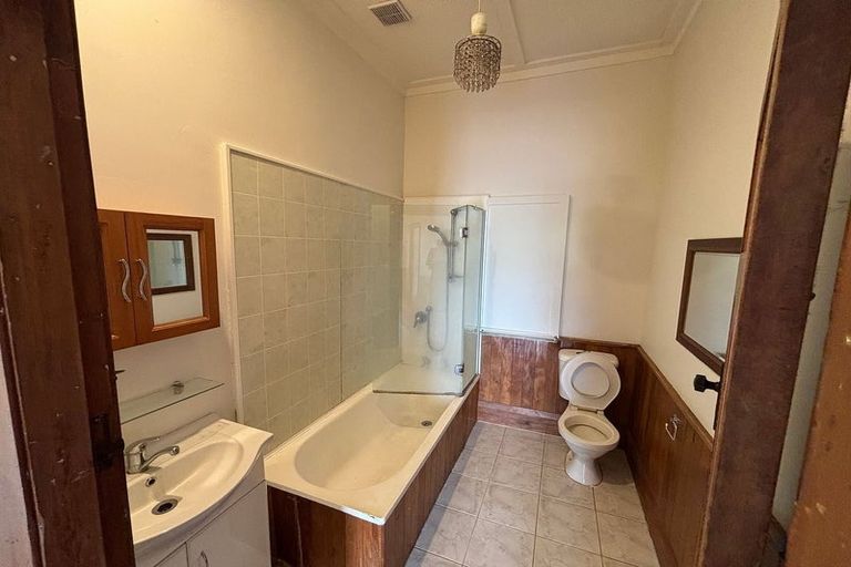 Photo of property in 17 Princes Street, Pukekohe, 2120