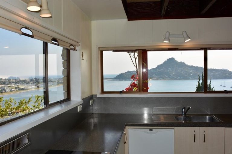 Photo of property in 10 Pine Grove, Tairua, 3508