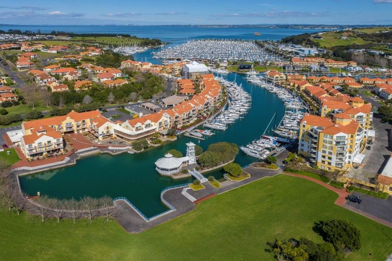 Photo of property in 14 Harbour Village Drive, Gulf Harbour, Whangaparaoa, 0930