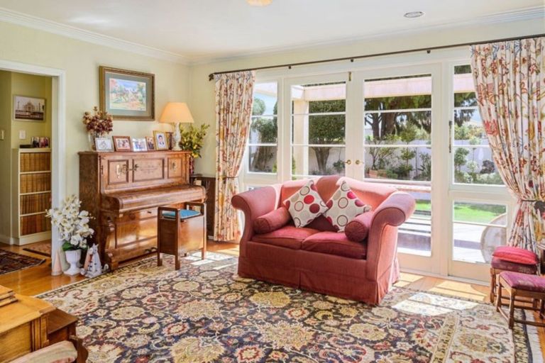 Photo of property in 12a Robertson Street, Glenholme, Rotorua, 3010