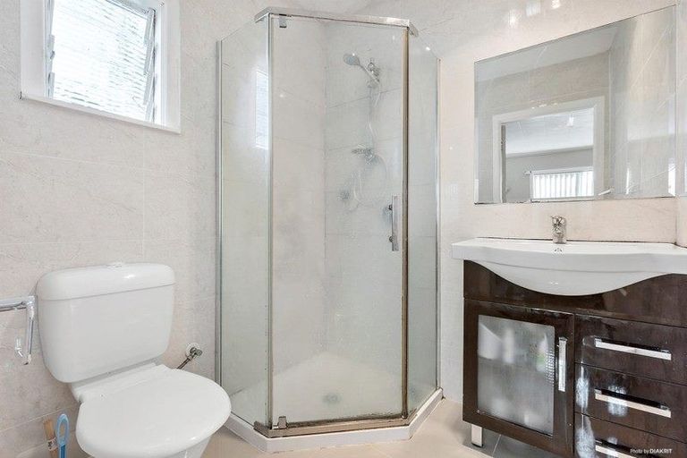 Photo of property in 71 Russell Road, Manurewa, Auckland, 2102