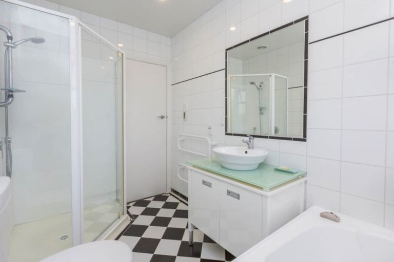 Photo of property in 24 Wilford Street, Wallaceville, Upper Hutt, 5018