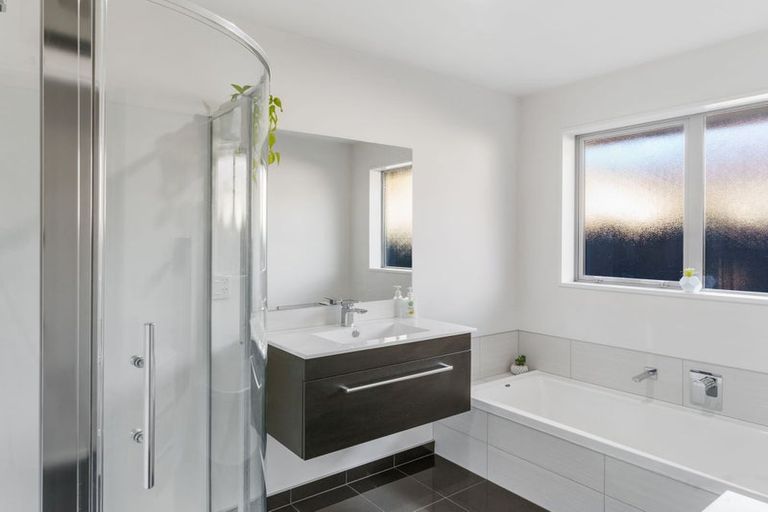 Photo of property in 6 Elgin Place, Prebbleton, 7604