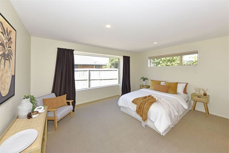 Photo of property in 9 Mollymawk Place, Woolston, Christchurch, 8023