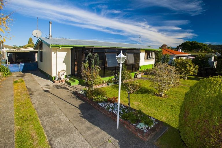 Photo of property in 115 De Lautour Road, Inner Kaiti, Gisborne, 4010