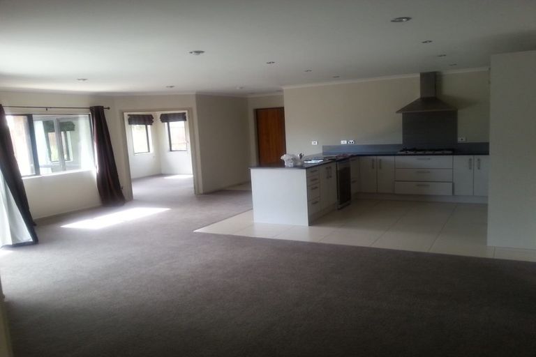 Photo of property in 12 Viking Lane, Flagstaff, Hamilton, 3210