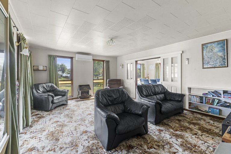 Photo of property in 2 Ashdown Crescent, Feilding, 4702