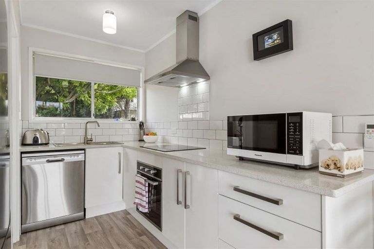 Photo of property in 1/17a Rose Road, Papatoetoe, Auckland, 2025