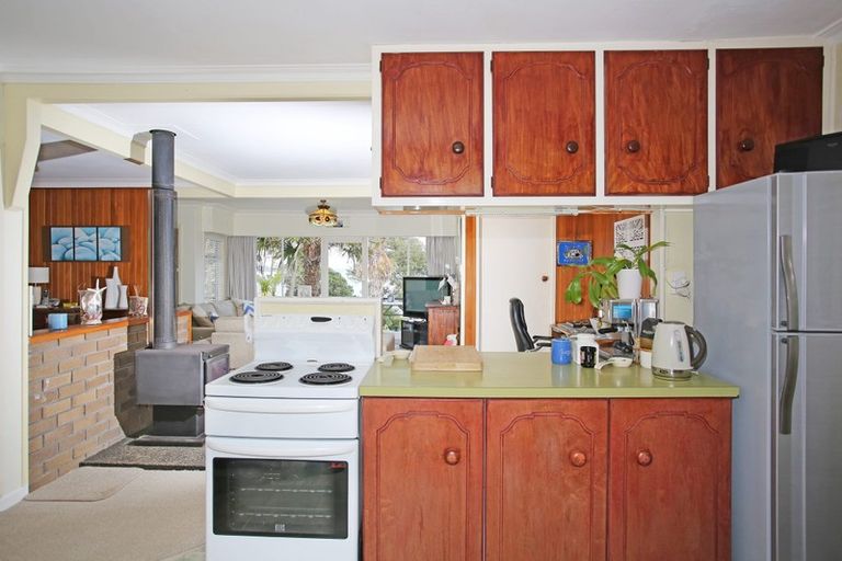 Photo of property in 64 Ronald Avenue, Glenbrook, Waiuku, 2681