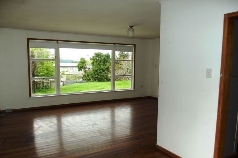Photo of property in 18 Mcmillan Avenue, Te Kamo, Whangarei, 0112