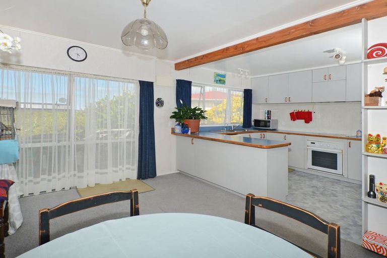 Photo of property in 13 Paratai Crescent, Woodhill, Whangarei, 0110