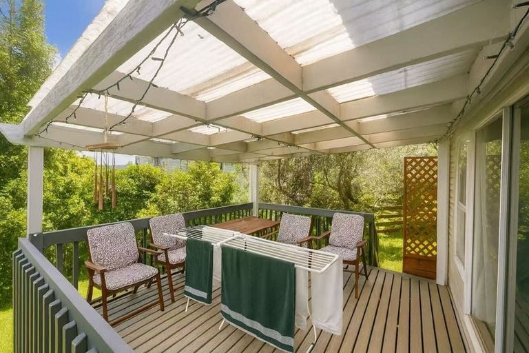 Photo of property in 1/13 Bowman Road, Forrest Hill, Auckland, 0620