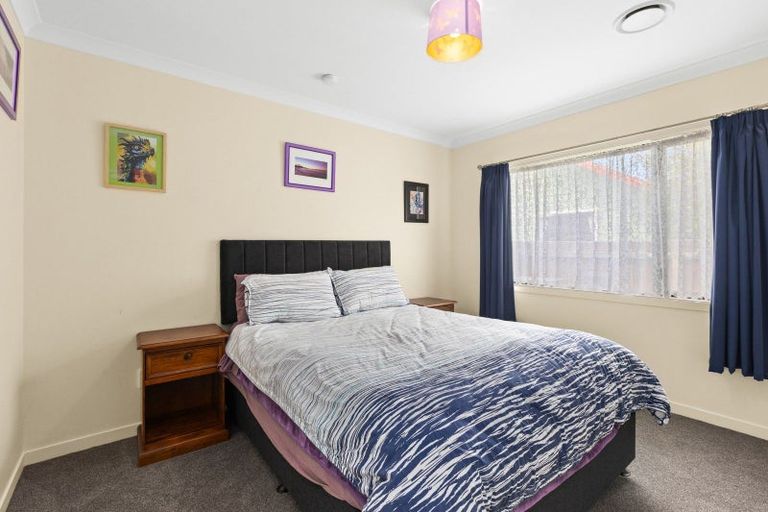 Photo of property in 10a Dolbel Street, Taradale, Napier, 4112