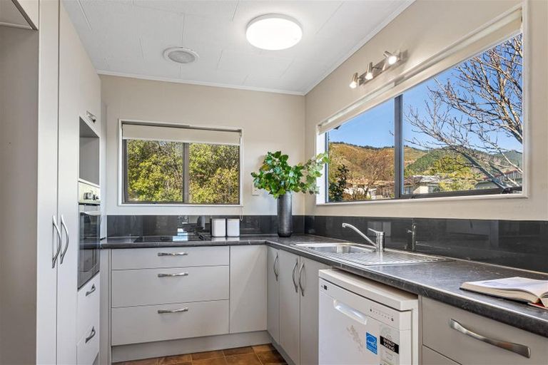 Photo of property in 1/12 Farnham Drive, Richmond, 7020