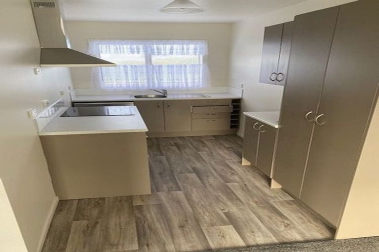 Photo of property in 214 Puriri Street, Castlecliff, Whanganui, 4501