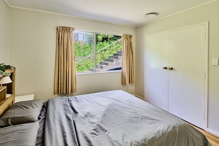 Photo of property in 1/102 Sutherland Road, Melrose, Wellington, 6023