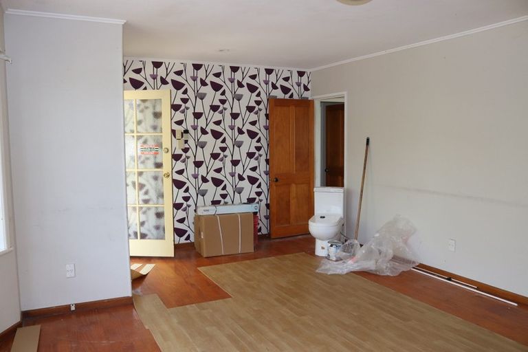 Photo of property in 87 Beeston Crescent, Manurewa, Auckland, 2102