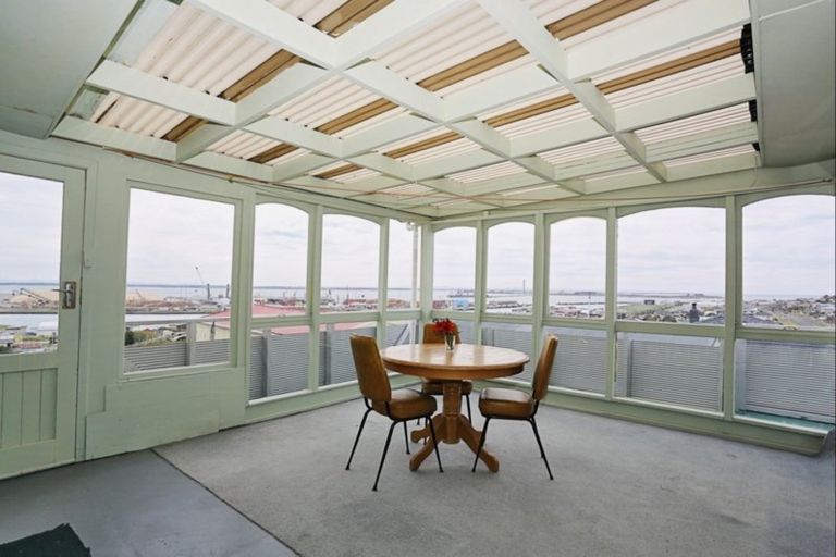 Photo of property in 331 Barrow Street, Bluff, 9814