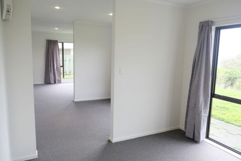 Photo of property in 10 Doncaster Terrace, Ascot Park, Porirua, 5024