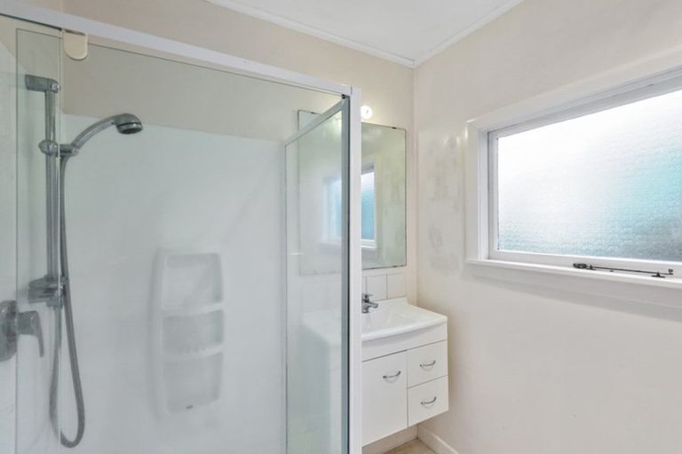 Photo of property in 2/14 James K Baxter Place, Addington, Christchurch, 8024