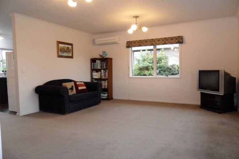 Photo of property in 124 Ferry Road, Edendale, 9825