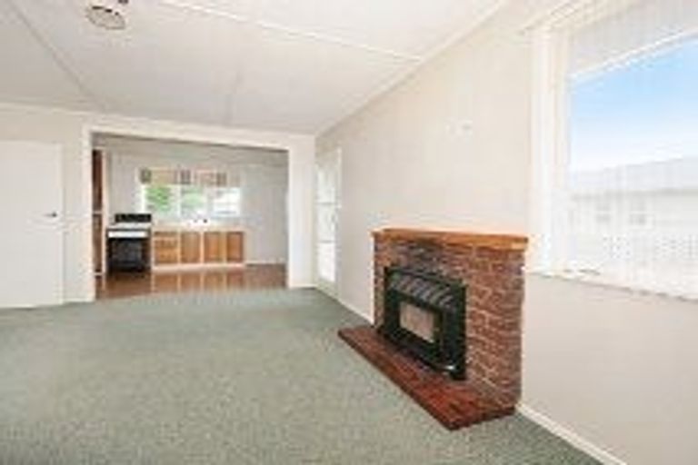 Photo of property in 52 Fergusson Street, Solway, Masterton, 5810