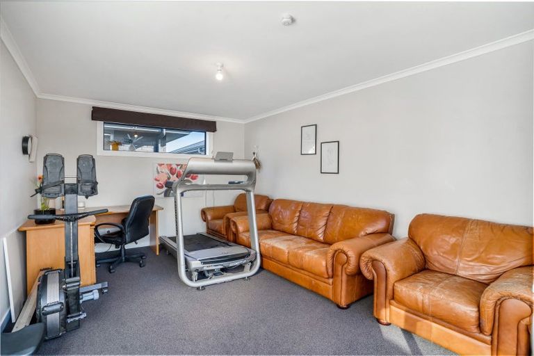 Photo of property in 126 Mackenzie Street, Winton, 9720