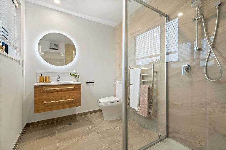 Photo of property in 6/9 Edgeware Road, St Albans, Christchurch, 8014