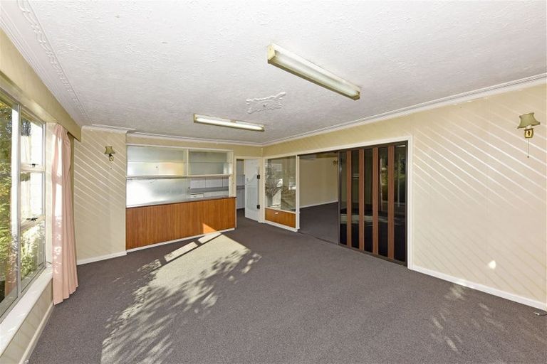 Photo of property in 429 Avonhead Road, Avonhead, Christchurch, 8042