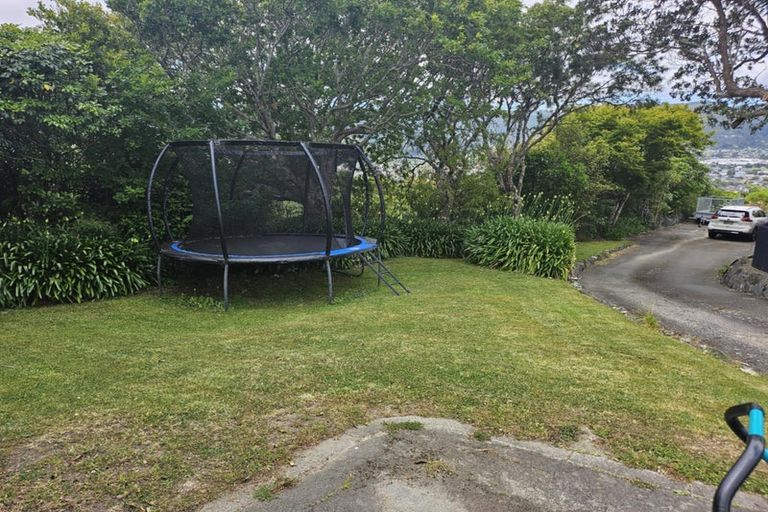 Photo of property in 5 Sunshine Crescent, Kelson, Lower Hutt, 5010
