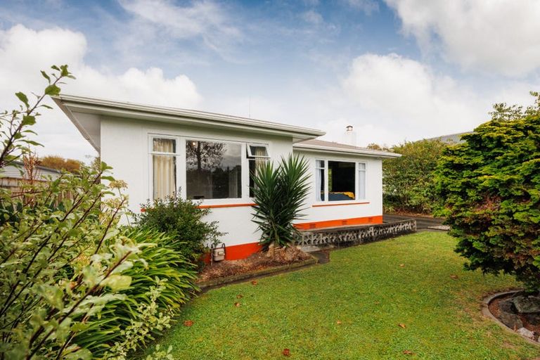 Photo of property in 234 Botanical Road, Takaro, Palmerston North, 4412