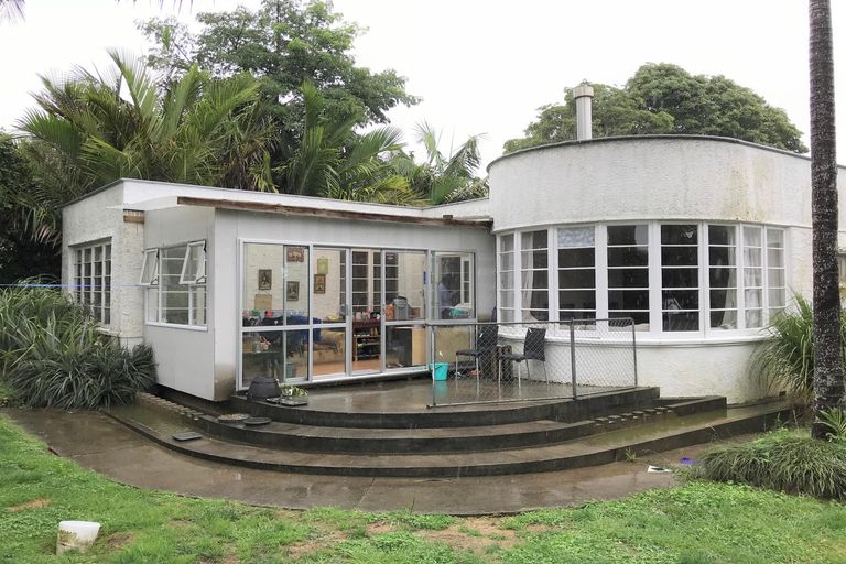 Photo of property in 886 Mount Eden Road, Three Kings, Auckland, 1024