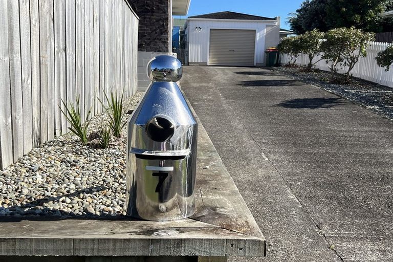 Photo of property in 7 Oleander Place, Bell Block, New Plymouth, 4312