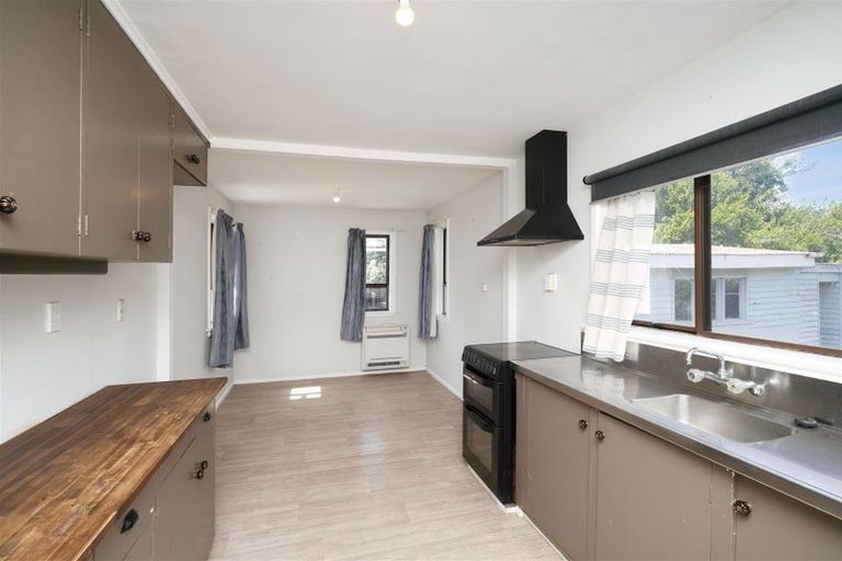 Photo of property in 18 Curries Road, Hillsborough, Christchurch, 8022