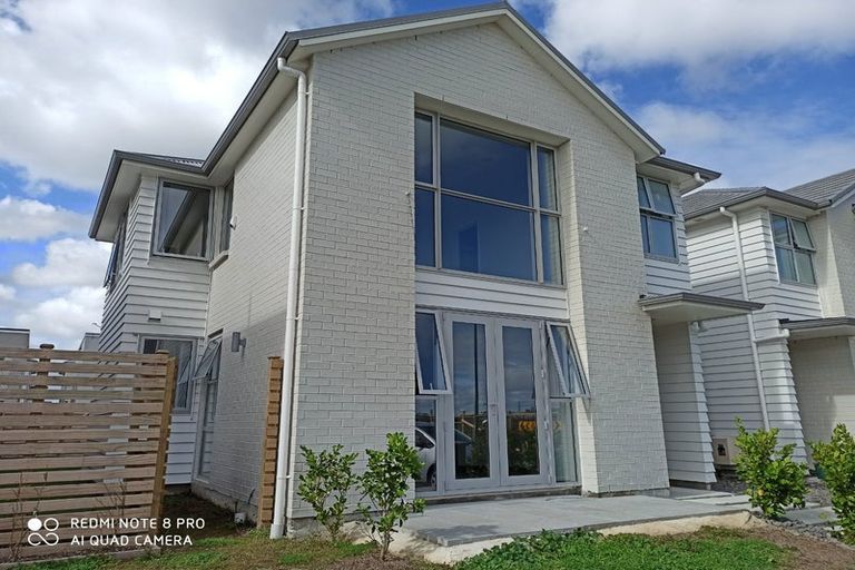 Photo of property in 5 Hollowout Street, Takanini, 2112