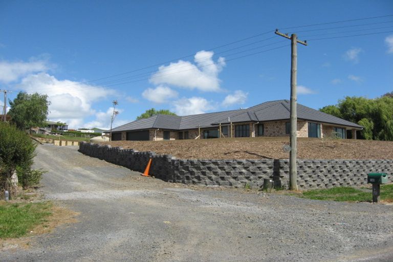 Photo of property in 188 Jesmond Road, Karaka, Drury, 2578