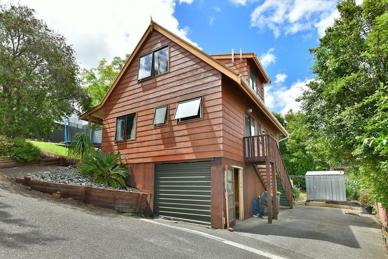 Photo of property in 26a Brian Crescent, Stanmore Bay, Whangaparaoa, 0932