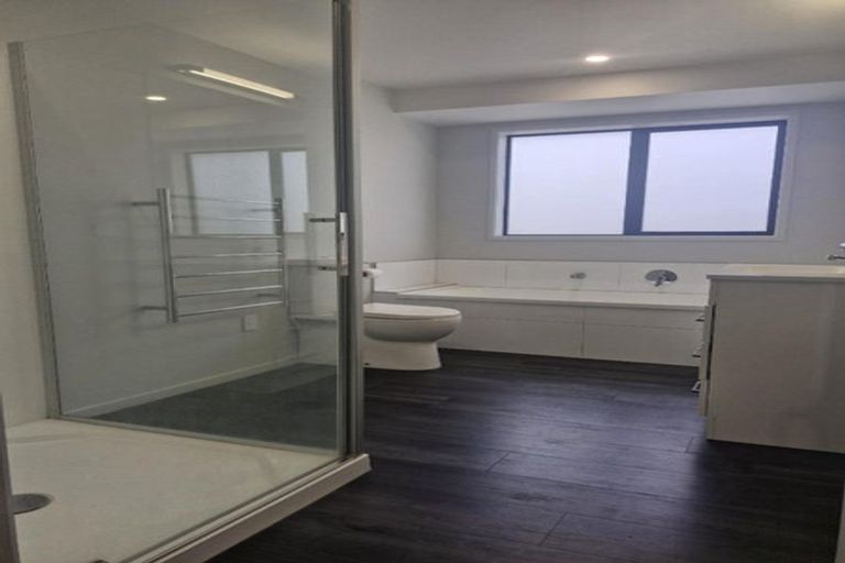 Photo of property in 146 Lemon Street, Strandon, New Plymouth, 4312