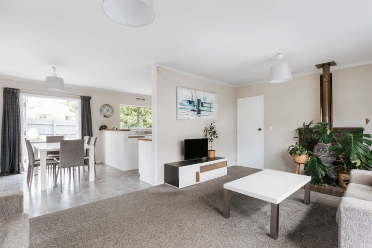Photo of property in 7 Pokapu Place, Bethlehem, Tauranga, 3110