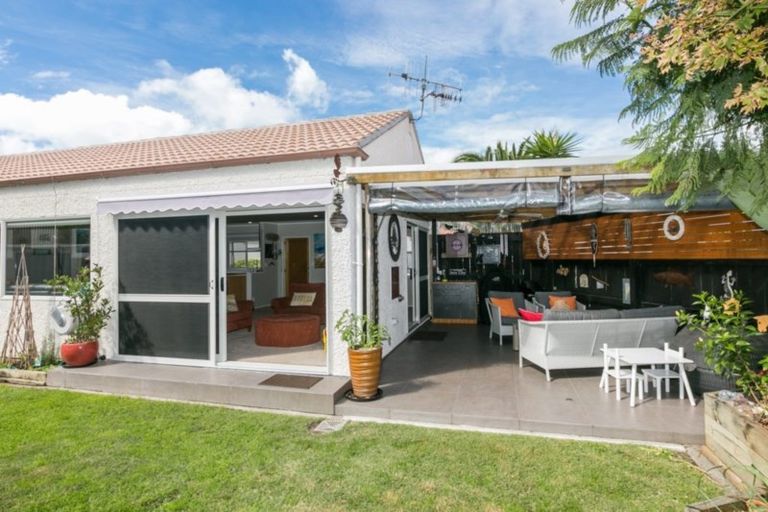 Photo of property in 4/184 Charles Street, Westshore, Napier, 4110