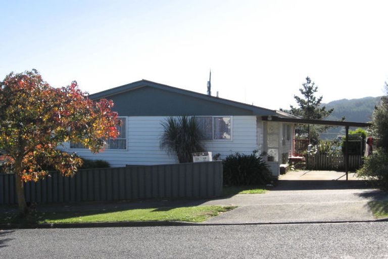 Photo of property in 83a Lord Street, Stokes Valley, Lower Hutt, 5019