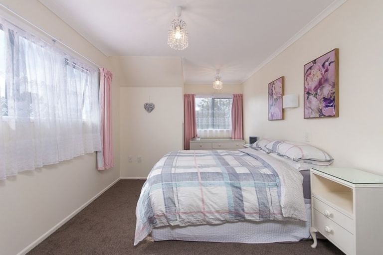 Photo of property in 80b Kayes Road, Pukekohe, 2120