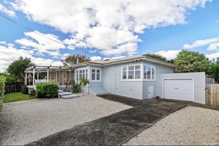 Photo of property in 8 Beach Road, Glenbrook, Waiuku, 2681