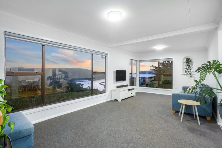 Photo of property in 47 Kiriwai Road, Paremata, Porirua, 5024