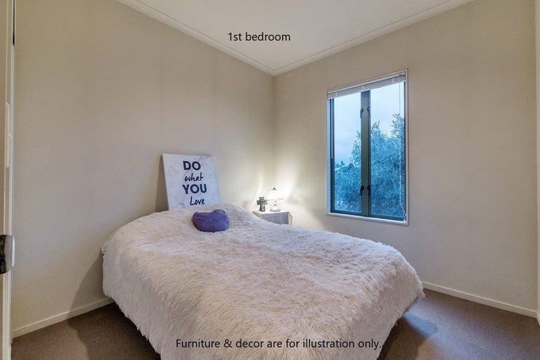 Photo of property in 39 Verdale Circle, Glen Eden, Auckland, 0602